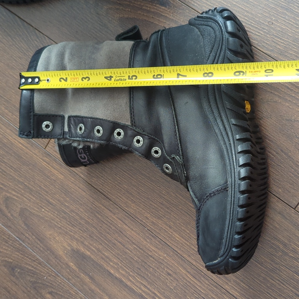 UGG Adirondack II Leather & Shearling Boot - Picture 12 of 12